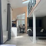 Maison *